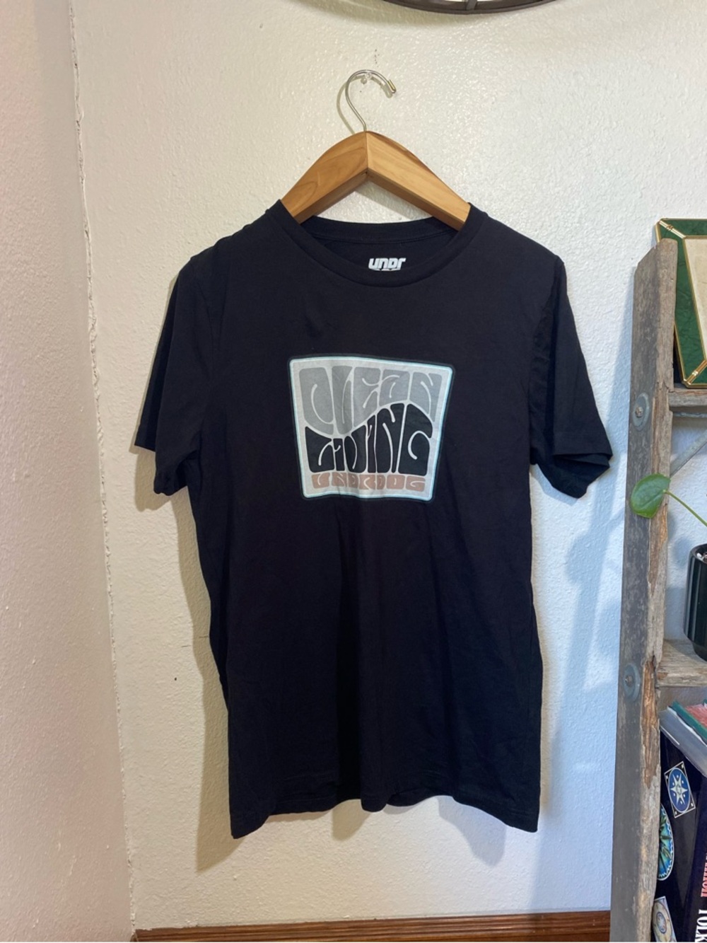 Undrdog Retro Clean Living Graphic Tee Size Large NWOT - Picture 3 of 8